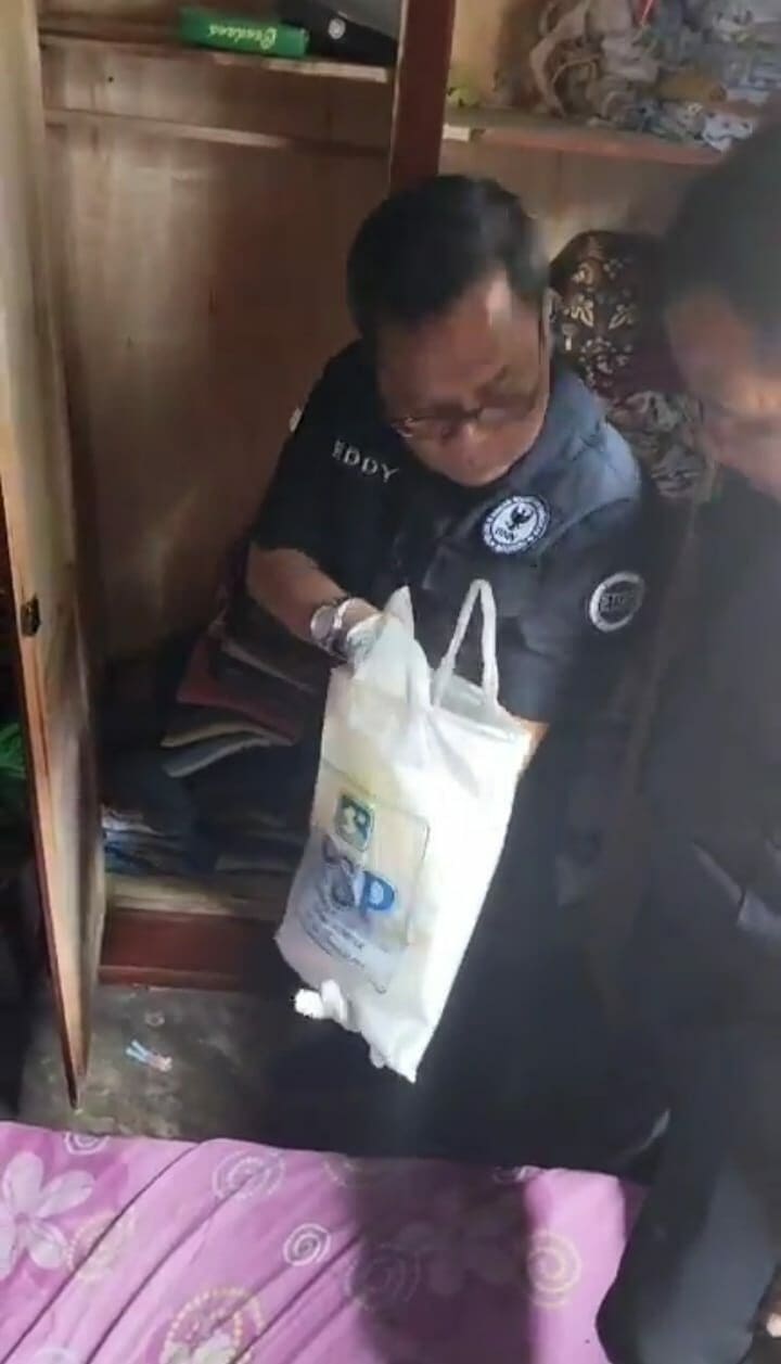 BNNK dan Tim Gabungan Gerebek Rumah 4 Kurir 55 Kg Ganja yang Ditangkap di Bangka Belitung